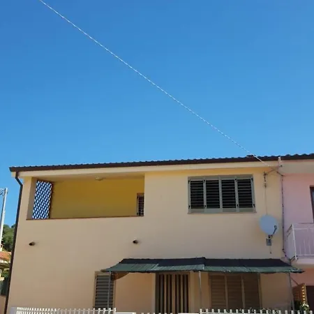 Apartment Agrustos Casa Sangiovanni Pt *